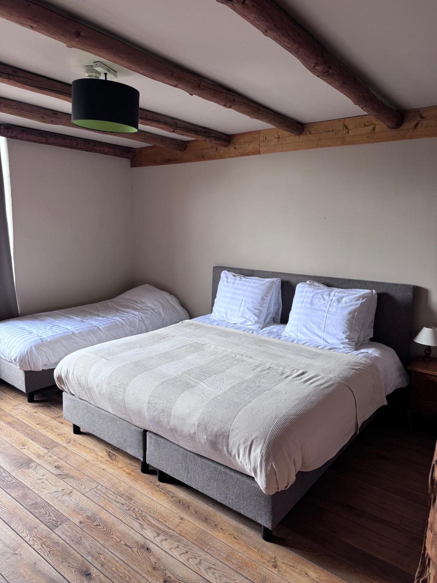 Buteo Chambres D'Hotes & Espresso Lesterny Exterior foto