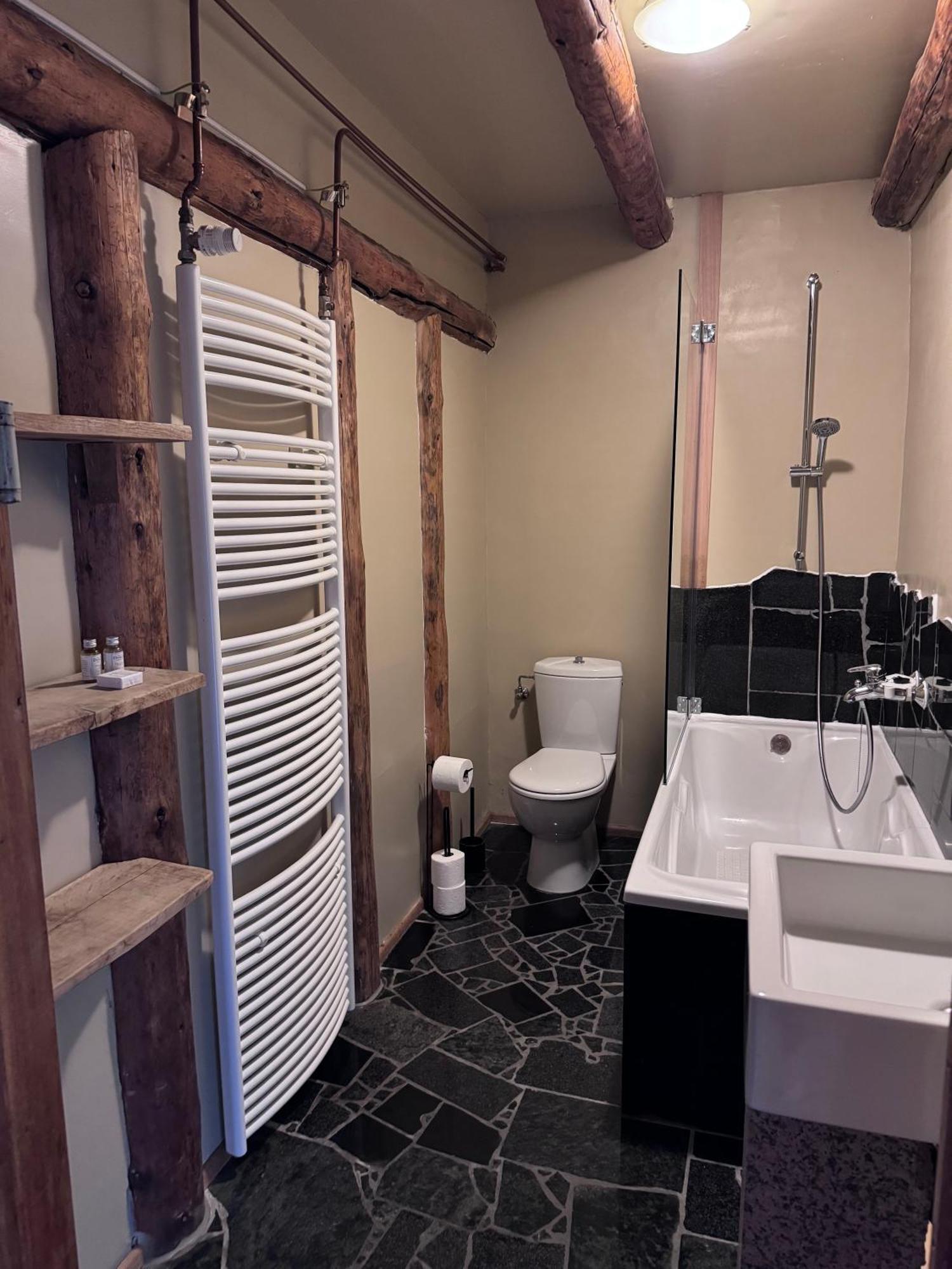 Buteo Chambres D'Hotes & Espresso Lesterny Exterior foto